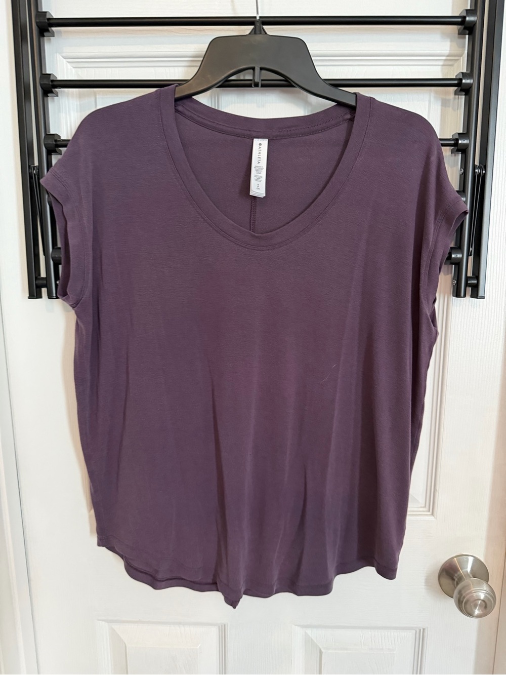 Athleta Short Sleeve V-Neck Tee in Deep Plum
